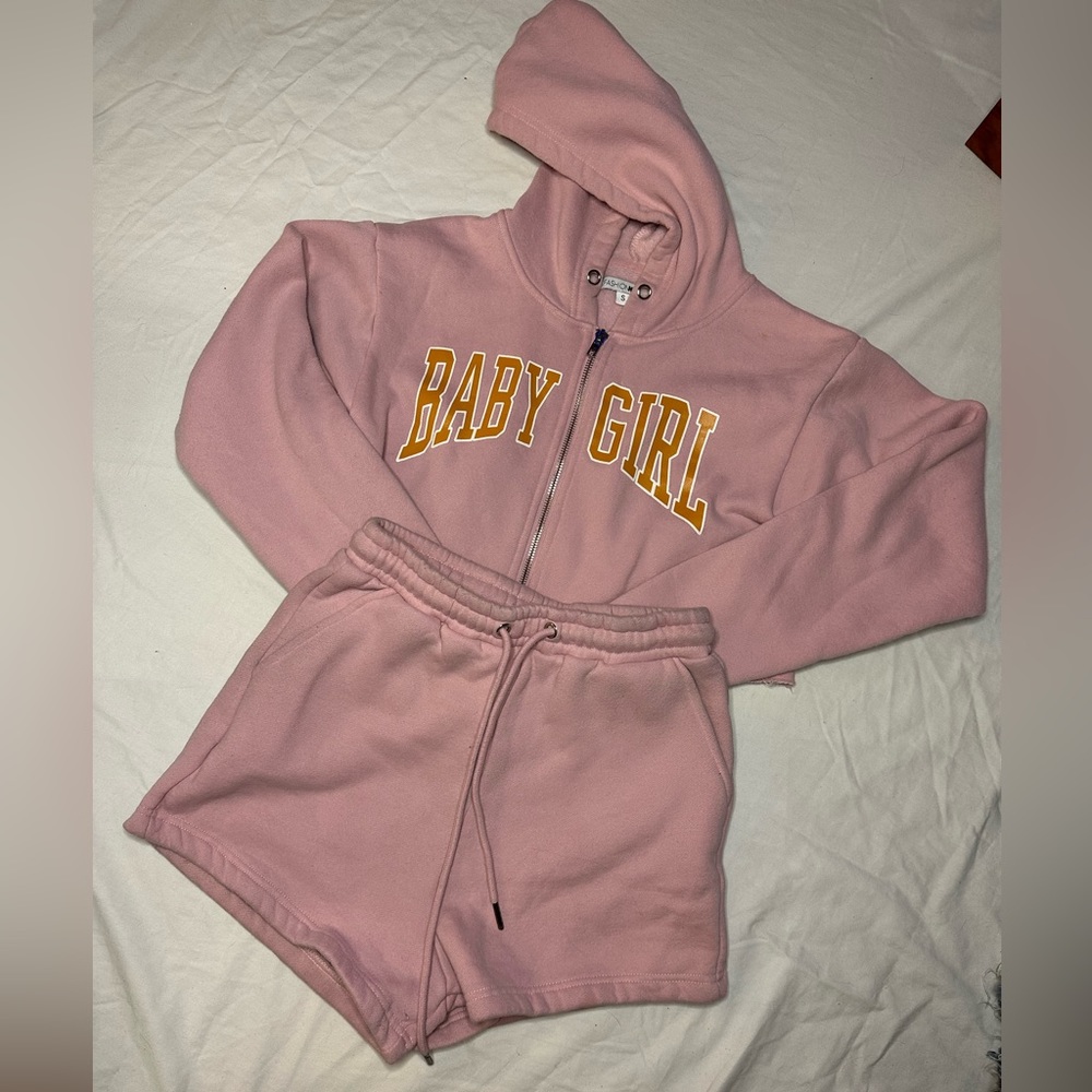 Fashion nova sweatshirt shorts set
